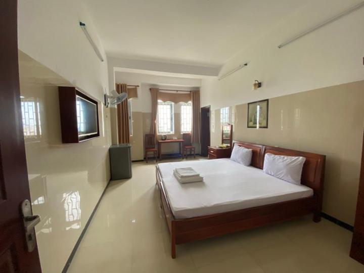 Hotel My Viet Dĩ An Extérieur photo